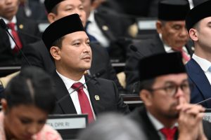 Pentingnya Regulasi dan Pedoman AI untuk Sektor Industri dan Ketenagakerjaan