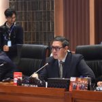 Wakil Ketua Komisi I DPR RI, Dave Akbarshah Fikarno Laksono (tengah). (Foto: Tangkapan layar DPR RI)