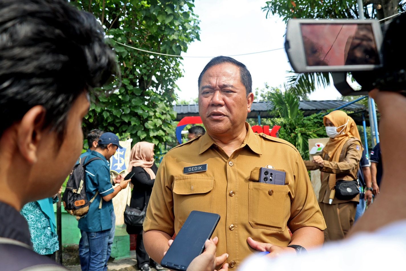 Sampah Selalu Datang Lagi: Cerita DLH Surabaya Menjaga Sungai Pegirian Tetap Mengalir