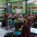 Sosialisasi Program Peningkatan Kesadaran untuk Menciptakan Pelestarian Lingkungan melalui Pendekatan Keagamaan di Pasar Tradisional, yang berlangsung di Aula SD Muhammadiyah Demangan, Yogyakarta, pada 14 Juli 2025 lalu. (Foto: Dok. Panitia/ IST)