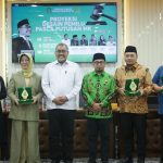 Dari kanan: Ketua Bawaslu RI Rahmat Bagja, Ketua KPU RI Mochammad Afifuddin, Anggota Komisi II DPR RI Muhammad Khozin, Ketua Fraksi PKB DPR RI Jazilul Fawaid, Peneliti Utama BRIN Siti Zuhro, dan Dewan Pembina Perludem Titi Anggraini. (Foto: Dok. PKB)