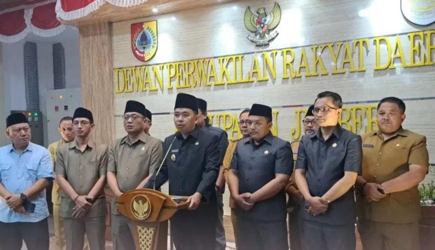 Dampak Kelangkaan BBM di Jember, Gus Fawait Umumkan Sekolah Daring dan ASN WFA