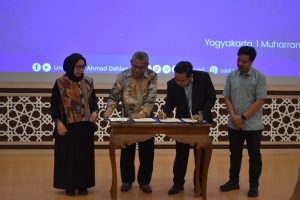 UAD dan LabMU Teken MoU Strategis: Cetak Lulusan Muhammadiyah Bersertifikasi Internasional