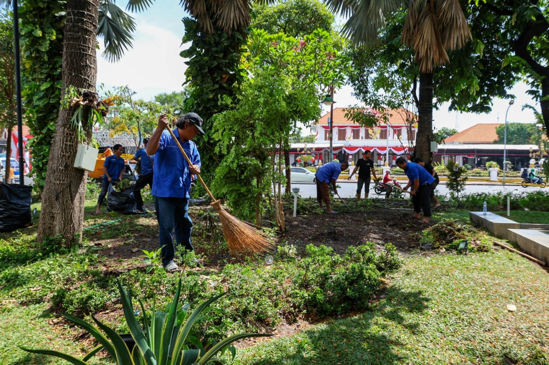Soal Kerusakan Taman Apsari, Eri Cahyadi Angkat Bicara Peran Pemprov Jatim