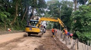 Jalur Gumitir Rencana Dibuka Lagi Awal September, tapi Perbaikan Tetap Lanjut