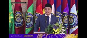 Banjir Menteri di Pengukuhan Prof. Sukadiono, Wali Kota Eri Cahyadi: Berkah Bagi Kota Surabaya