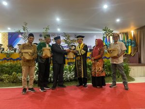 Integrasikan Pendidikan dengan Konservasi, Muhammadiyah Resmikan Hutan Wakaf di Unimus