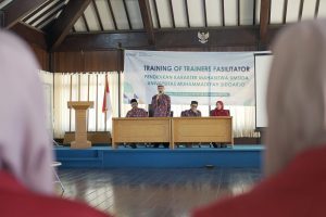 Para Fasilitator PKMU Diminta Siapkan Strategi Hadapi Mahasiswa yang Kritis dan Dinamis