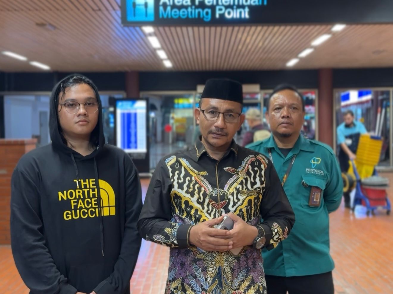 Terkatung di Bandara Soekaro-Hatta, Pemuda Aceh Korban TPPO Akhirnya Dipulangkan Haji Uma