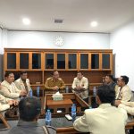 Pemuda Muhammadiyah Gresik melakukan audiensi dengan Wabup Gresik, dr Asluchul Alif, Selasa (26/8/2025). (Foto: Dok. PDPM Gresik)