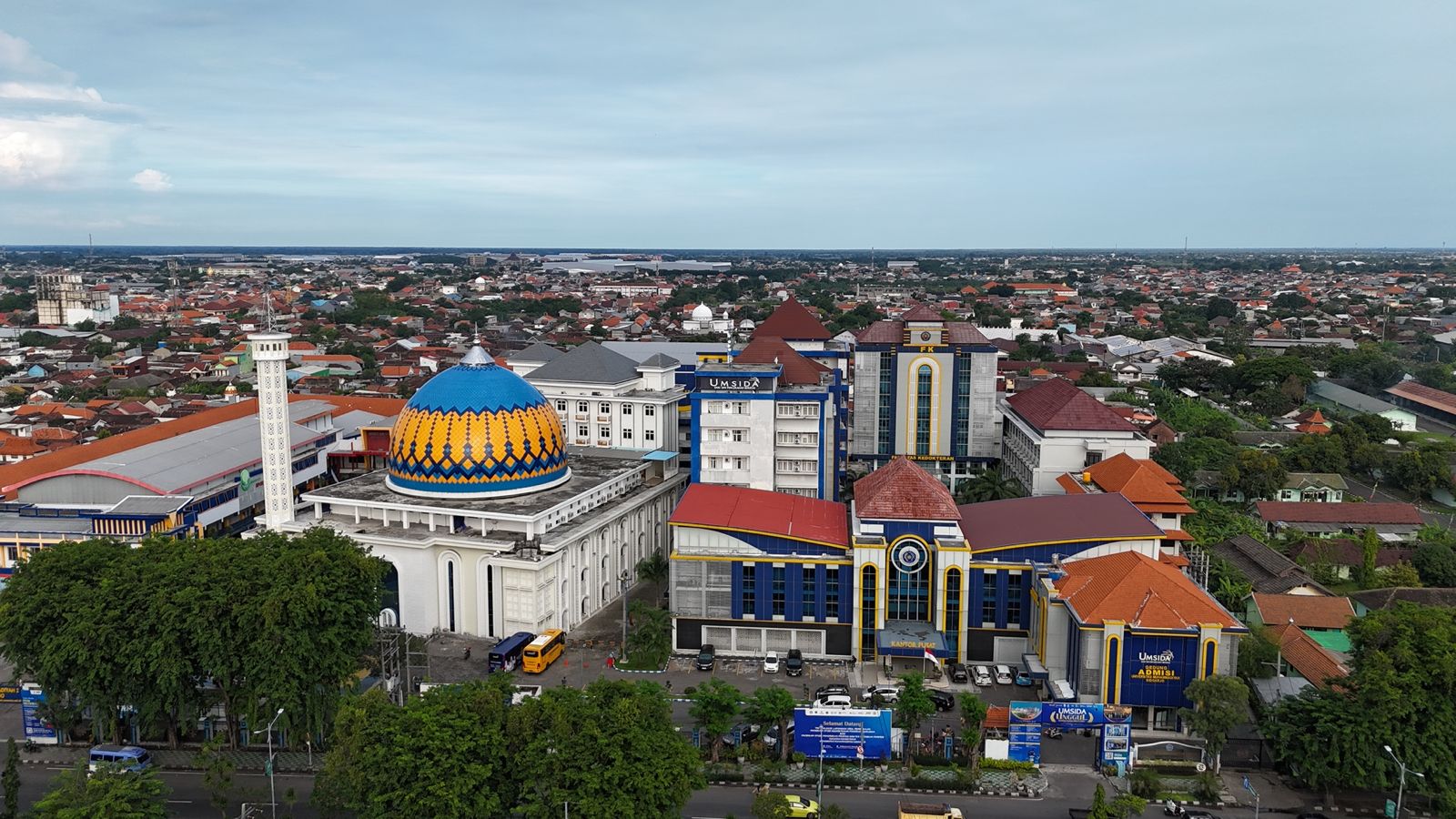 Raih Berbagai Capaian, Umsida Jadi Salah Satu Jujukan Kampus Swasta Terbaik di Jatim