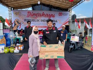 KKN-PMM UMM Desa Jari Gelar Jalan Sehat Meriahkan Bulan Kemerdekaan