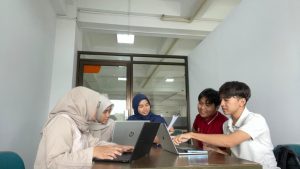 Paradoks dan Dampak Konten TikTok bagi Mental Gen Z