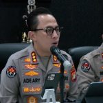 Kabid Humas Polda Metro Jaya, Kombes Ade Ary Syam Indradi, saat konferensi pers, Selasa (2/9/2025). (Foto: tangkapan layar)