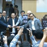 Rusdi Masse Mappasessu (dua dari kiri), resmi ditetapkan sebagai Wakil Ketua Komisi III DPR RI dari Fraksi Partai NasDem, menggantikan Ahmad Sahroni. (Foto: tangkapan layar TVR Parlemen)