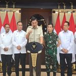 Menhan Sjafrie Sjamsoeddin (bicara di mimbar) ditunjuk Presiden Prabowo Subianto untuk menjabat sebagai Menko Polkam ad interim, menggantikan Budi Gunawan. (Foto: tangkapan layar)