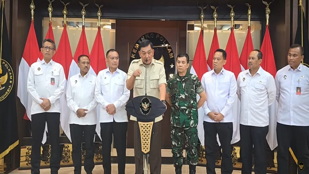 Prabowo Tunjuk Sjafrie Sjamsoeddin Jadi Menko Polkam Ad Interim