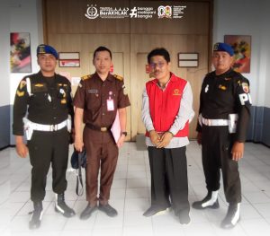 Jadi Tersangka Hibah SMK Swasta, Mantan Kepala Dinas Pendidikan Jatim Saiful Rahman Tambah Kurus