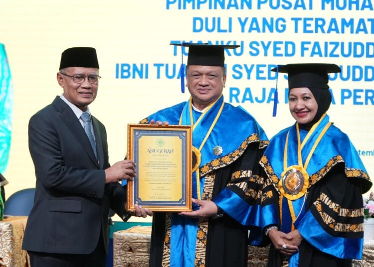 Raja Muda Perlis, Sosok Egaliter ASEAN yang Dapat Gelar Doktor HC dari UMSU