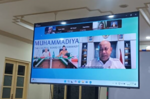 Minyak Babi dalam Proses Pembuatan Wadah MBG: Bagaimana Majelis Tarjih Muhammadiyah Menyikapinya?