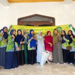 PDA dan IGABA Sampang mendistribusikan sejumlah pohon dalam gerakan penghijauan sekolah, Sabtu (26/9/2025) lalu. (Foto: Sholeh/ IST)