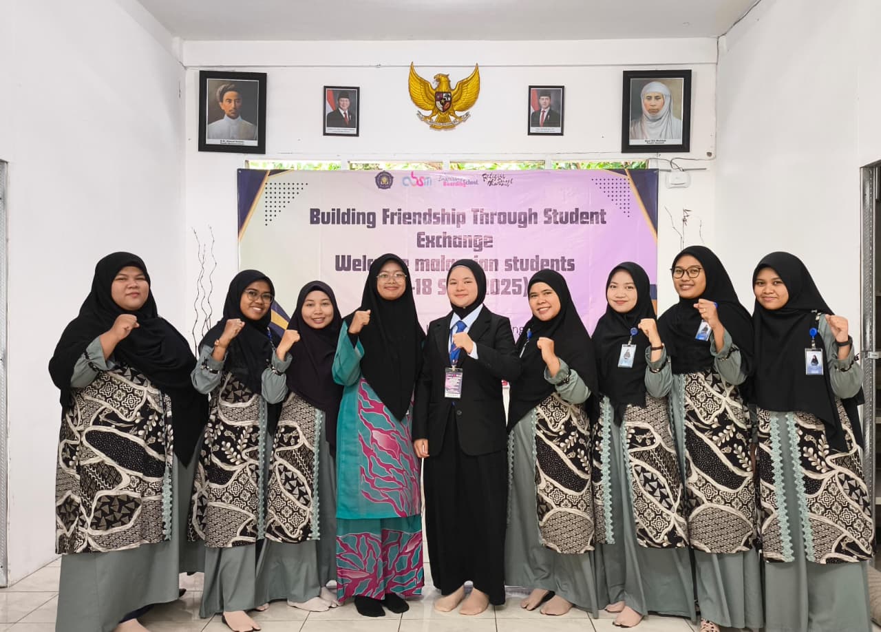 Dua Pelajar Malaysia Jalani Program Pertukaran di SMP Aisyiyah Boarding School Malang
