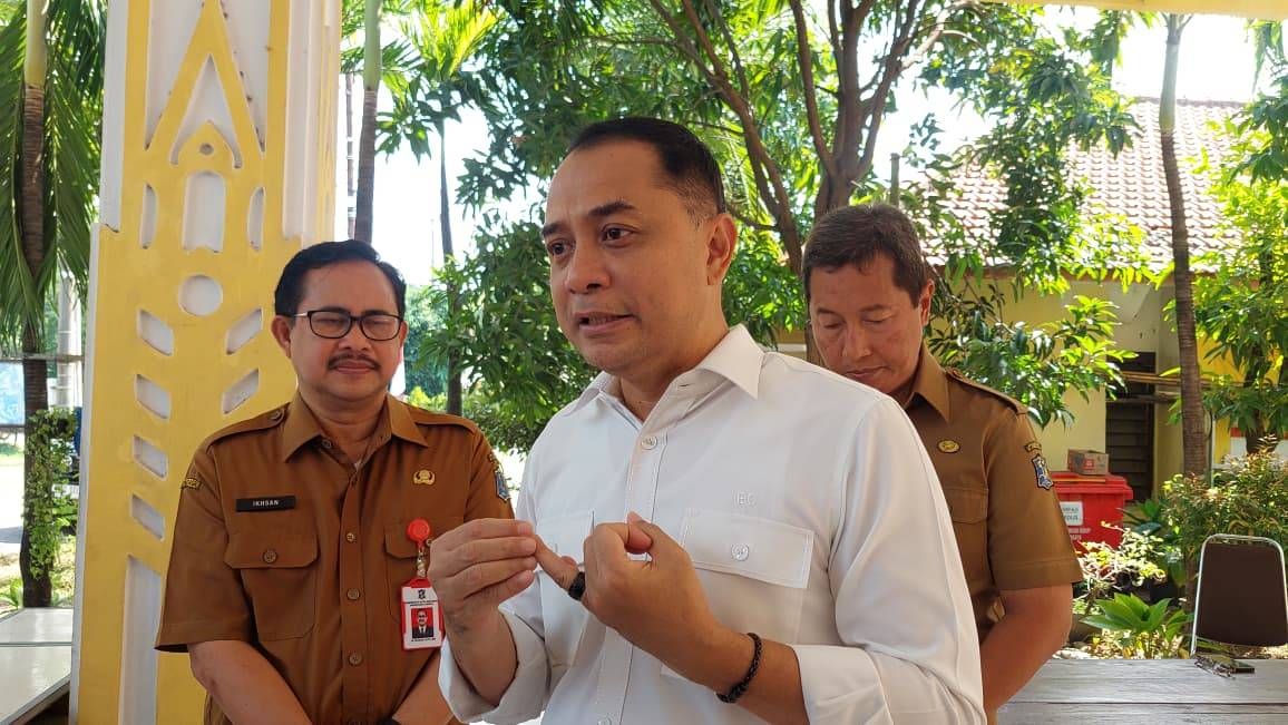 Eri Cahyadi Sidak Pungli, Tegaskan RT dan RW Dilarang Minta Uang saat Masyarakat Urus KK dan KTP