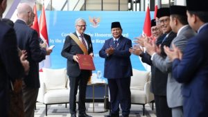 Prabowo Anugerahkan Bintang Jasa Utama ke Bill Gates: Bantuannya Luar Biasa ke Indonesia