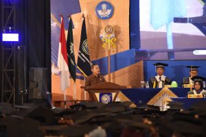 Wamendikdasmen Dorong Wisudawan UMTAS Siap Hadapi Perubahan Zaman dan Jadi Penggerak Perubahan Sosial