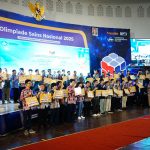 Para juara OSN 2025 yang digelar di UMM. (Foto: Dok. UMM)