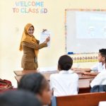 Mulai tahun ajaran 2027/2028 Bahasa Inggris akan menjadi mata pelajaran wajib di jenjang SD/MI/sederajat. (Foto: Dok. Kemendikdasmen)