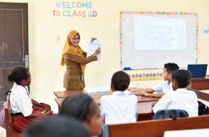 Bahasa Inggris Akan Jadi Mata Pelajaran Wajib di SD Mulai Tahun Ajaran 2027/2028