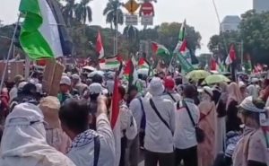 Ribuan Orang dari Berbagai Elemen Masyarakat Bacakan 11 Poin Deklarasi Lawan Genosida di Jakarta
