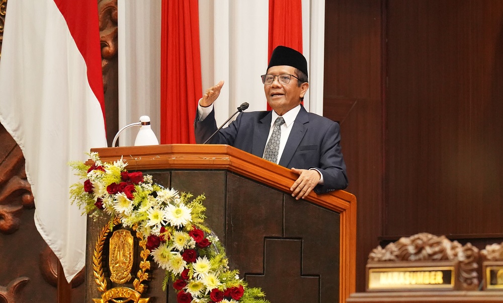 Hari Jadi Provinsi Jatim ke-80, Mahfud MD Sindir Ruang Digital: Media Sosial Kita Sudah Nir-Akhlak