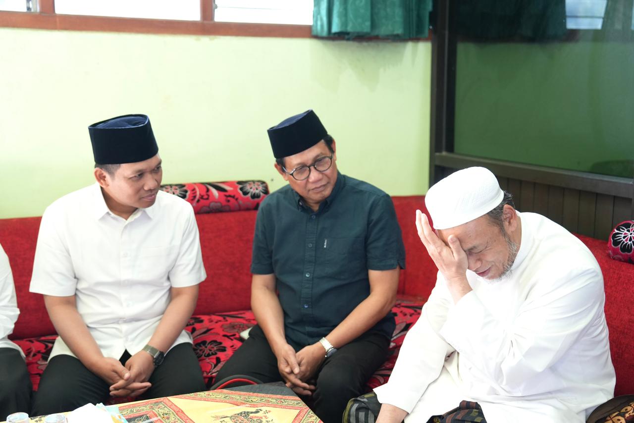 PKB Jatim Serahkan Bantuan Rp750 Juta untuk Ponpes Al Khoziny Sidoarjo