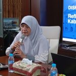 Anggota Komisi X DPR RI dari Fraksi PKS, Reni Astuti (kiri), saat forum diskusi bertajuk "Refleksi 1 Tahun Kabinet Prabowo-Gibran", Kamis (23/10/2025). (Foto: Ubay NA/ IST)