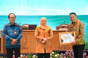 Hadapi Gejolak Harga Nataru hingga Idul Fitri, Khofifah “Kawinkan” TPID, TP2DD, TP2ED