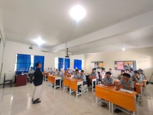 Refleksi Hari Guru Nasional; Negeri Dapat Gaji dari Negara, Swasta Masih Nombok Sendiri