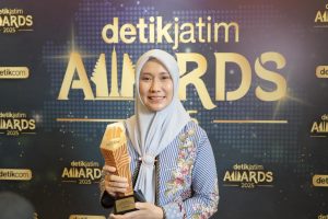 Wakil Ketua DPRD Jatim Sri Wahyuni Raih Penghargaan Anugerah Figur Akselerator Kemajuan