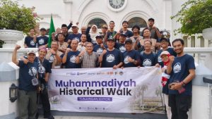 Jalan-jalan Sore di Tunjungan, Cara PWM Jatim Meresapi Sejarah Sambut Milad Ke-113 Muhammadiyah