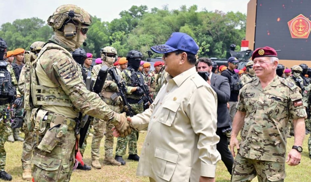 Prabowo-Raja Abdullah II Kompak Saksikan Atraksi Drone Canggih, Kerja Sama Militer RI-Yordania Kian Mesra