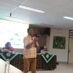 Direktur Utama Lazismu PP Muhammadiyah, Ibnu Tsani menjelaskan pentingnya profesionalitas hingga dampak zakat di SKN 2025. Foto: Zaki/Maklumat.id