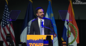 Menang Pemilihan Wali Kota New York, Zohran Mamdani Langsung Tantang Presiden Trump: “Dengarkan Saya!”