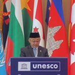 Mendikdasmen Abdul Mu'ti menyampaikan pidato dengan menggunakan Bahasa Indonesia dalam Sidang Umum UNESCO di Samarkand, Uzbekistan, Selasa (4/11/2025). (Foto: tangkapan layar Kemendikdasmen)
