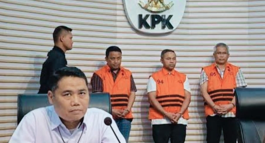KPK Geledah Rumah Dinas Gubernur Riau Usai Tetapkan Abdul Wahid Tersangka Pemerasan