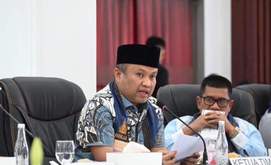 Baleg DPR RI Desak Reformasi Total UU Guru dan Dosen: Perlindungan Profesi Guru dari Kriminalisasi Harus Tegas!