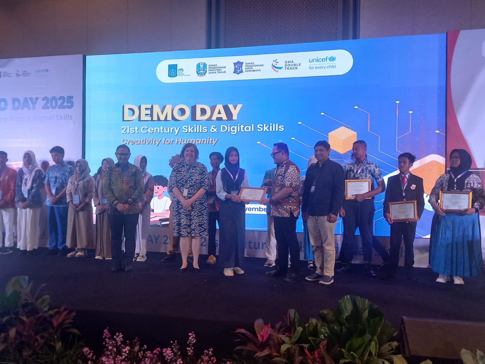 Program Keterampilan Digital UNICEF di Jatim Jangkau 8000 Siswa, 60% Remaja Perempuan