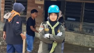 Mahasiswi Kimia Pimpin Operasi Bencana: Andini Rosidah, Komandan Cantik di Garis Depan Tapanuli