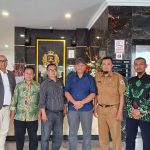 Isu tata kelola kelautan berkelanjutan, etika politik, hingga arah advokasi kebijakan publik menjadi pembahasan utama dalam Rapat Koordinasi Wilayah (Rakorwil) Lembaga Hikmah dan Kebijakan Publik (LHKP) Pimpinan Wilayah Muhammadiyah (PWM) Jawa Tengah yang berlangsung di Hotel King Brebes, 6–7 Desember 2025. (Foto: Dok. Panitia)