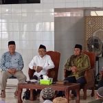 Reuni dan Kajian Fajar Shodiq Nurul Azhar Porong bertajuk “Melacak Gagasan dan Merajut Tafsir Al-Qur’an Abdurrahim Nur dari Para Santri,” di Masjid Nurul Azhar Porong, Sidoarjo, Ahad pagi (7/12/2025). (Foto: Ubay NA/ IST)
